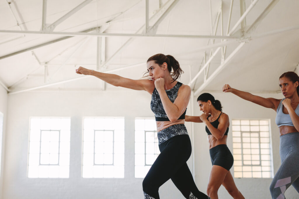 Allonge boxe : cours collectif shadow boxing