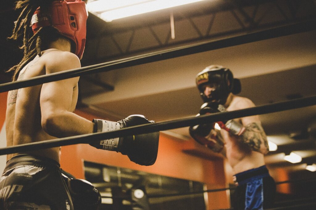 Boxe pied poing : affrontement pieds poings